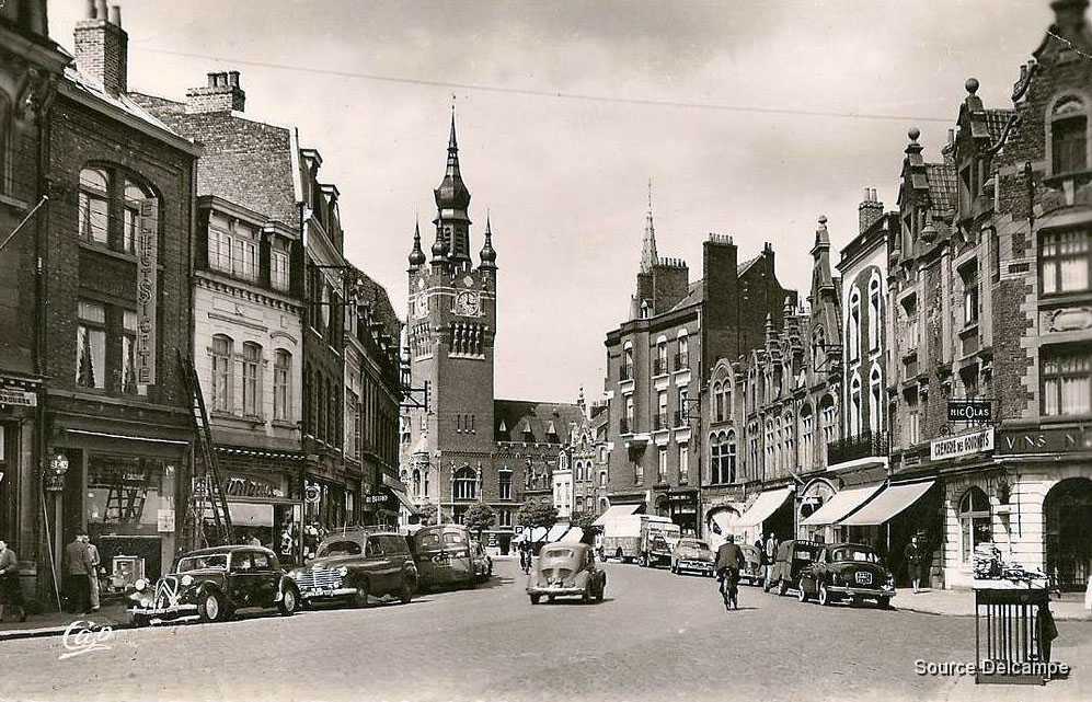 59 Armentieres La Rue de Lille.jpg
